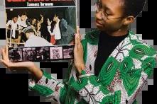 Aminata mit einem Cover von James Brown: «Über all die Gegenstände von uns haben wir einen ganz neuen Weg zueinander gefunden.»