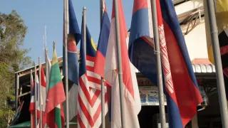 Siebzig Jahre Menschenrechte - ein Blick aus dem Süden: Fahnen der ASEAN Mitgliedsstaaten